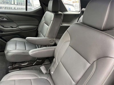 2022 Chevrolet Traverse LT Leather
