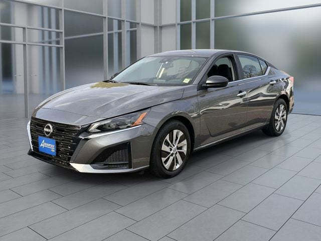 2025 Nissan Altima S