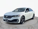 2022 Volkswagen Passat 2.0T R-Line