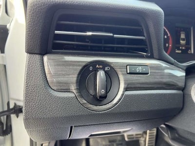 2022 Volkswagen Passat 2.0T R-Line