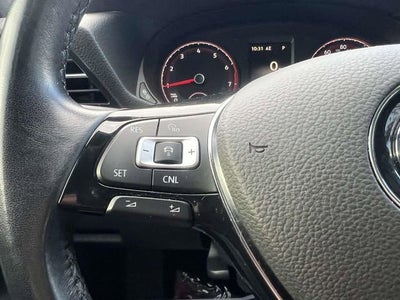 2022 Volkswagen Passat 2.0T R-Line