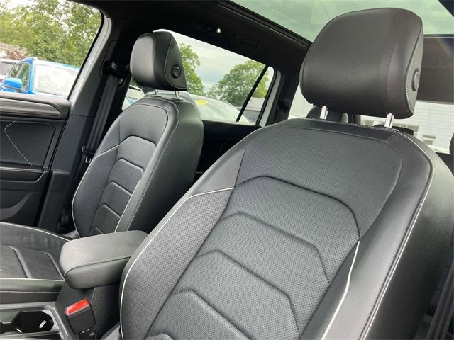 2023 Volkswagen Tiguan SEL R-Line