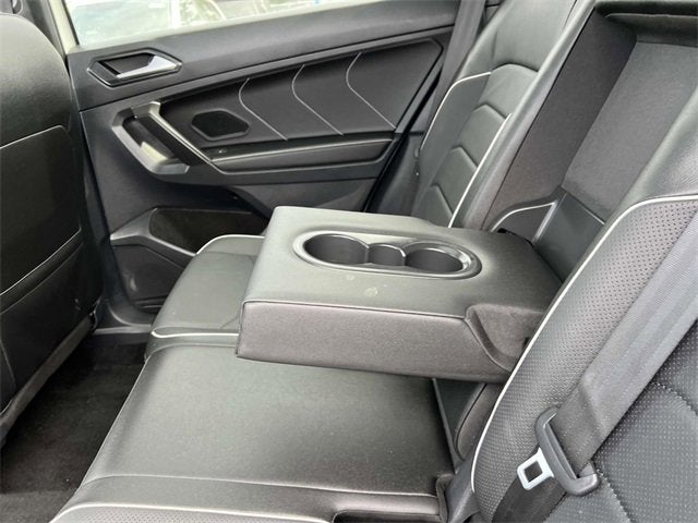 2023 Volkswagen Tiguan SEL R-Line
