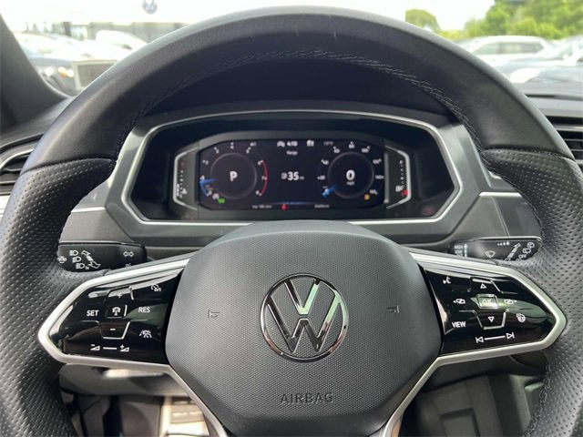 2023 Volkswagen Tiguan SEL R-Line