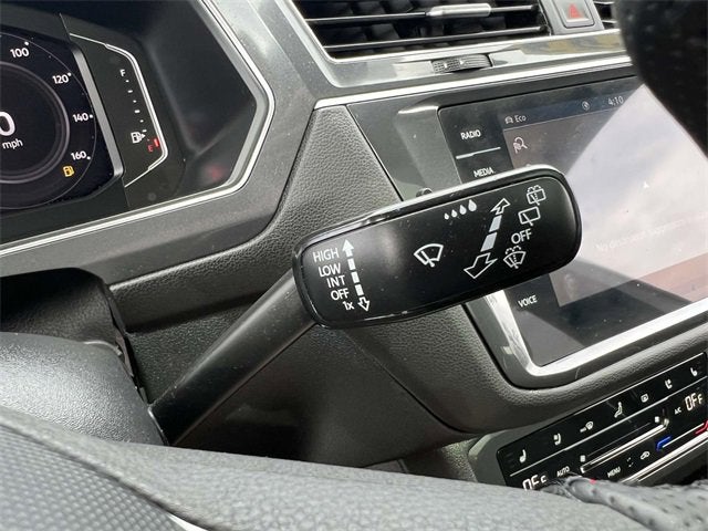 2023 Volkswagen Tiguan SEL R-Line