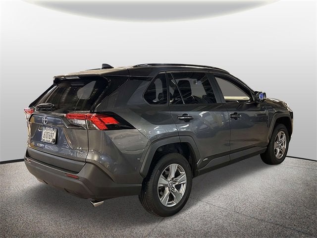 2022 Toyota RAV4 Hybrid LE