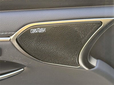 2022 Lexus ES ES 300h Luxury