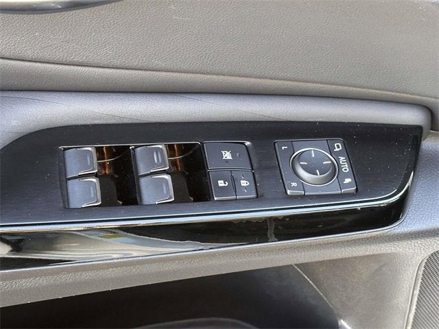 2022 Lexus ES ES 300h Luxury