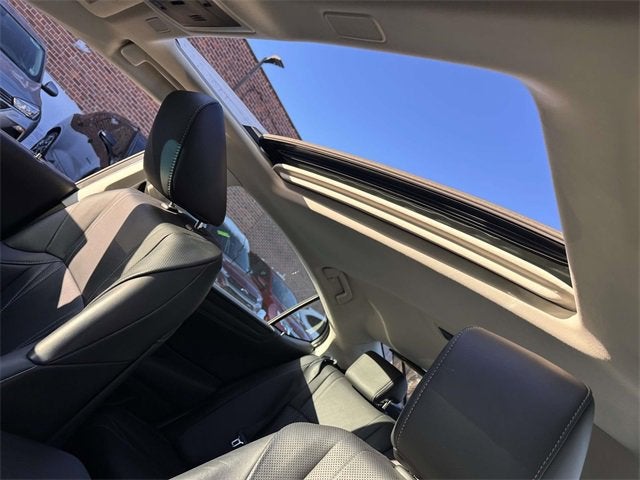 2022 Lexus ES ES 300h Luxury