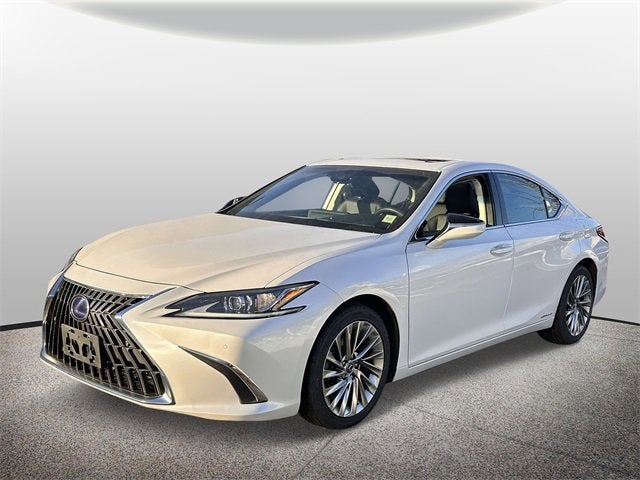 2022 Lexus ES ES 300h Luxury