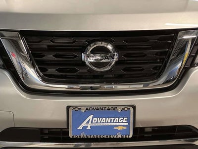 2020 Nissan Pathfinder SV