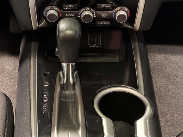 2020 Nissan Pathfinder SV