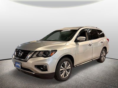 2020 Nissan Pathfinder SV