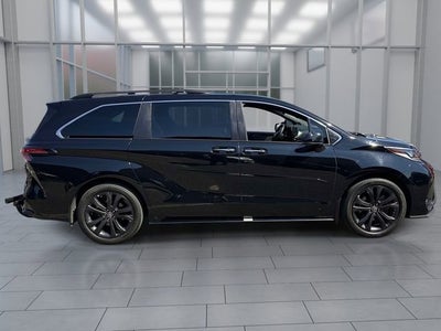 2022 Toyota Sienna XSE