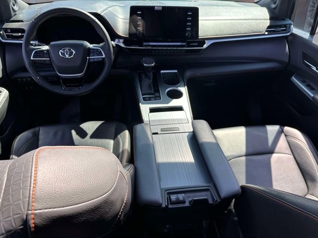 2022 Toyota Sienna XSE