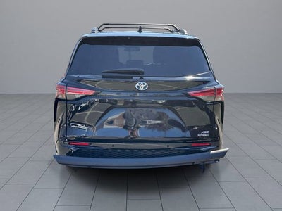 2022 Toyota Sienna XSE