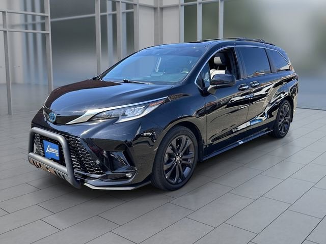 2022 Toyota Sienna XSE