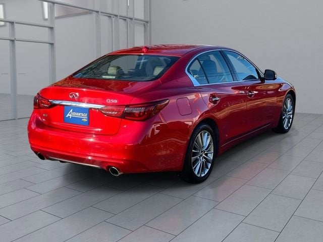 2023 INFINITI Q50 LUXE