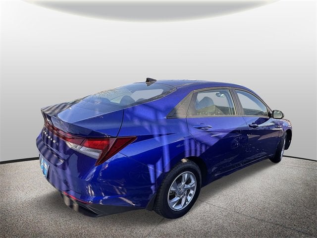 2023 Hyundai Elantra SE