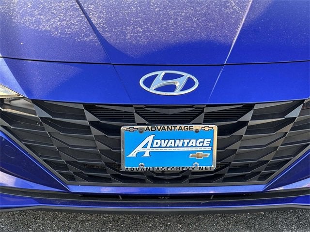 2023 Hyundai Elantra SE