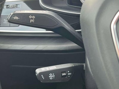 2023 Audi Q8 Premium