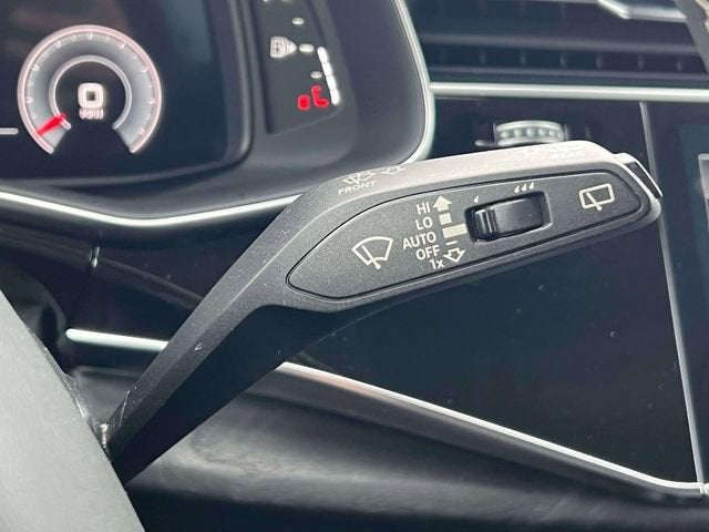 2023 Audi Q8 Premium