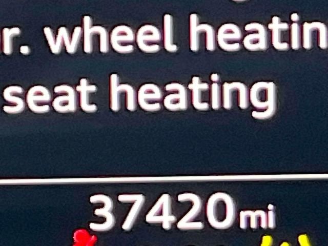 2023 Audi Q8 Premium