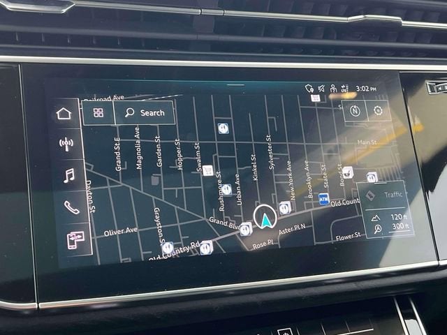 2023 Audi Q8 Premium