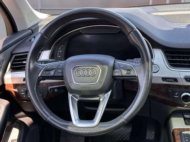 2019 Audi Q7 Premium Plus