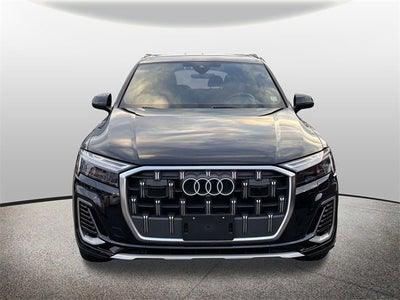 2025 Audi Q7 Premium Plus
