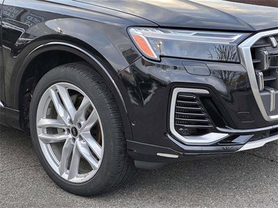 2025 Audi Q7 Premium Plus