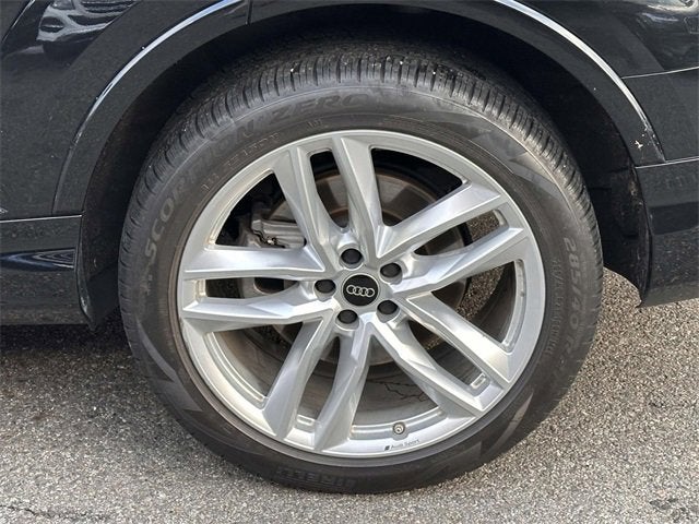 2025 Audi Q7 Premium Plus