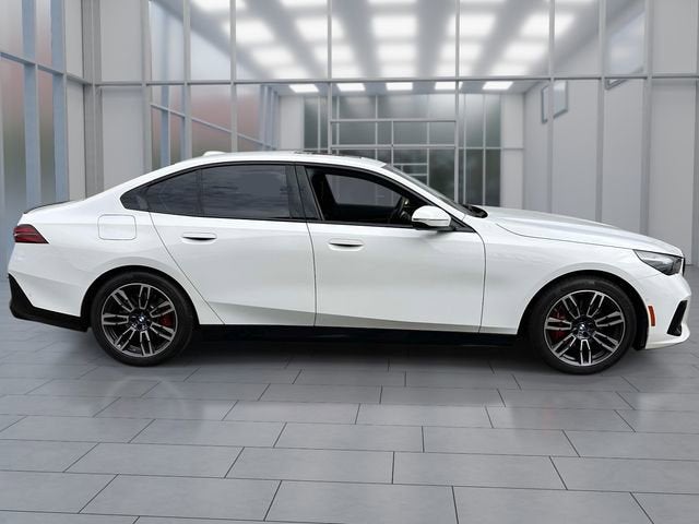 2024 BMW 5 Series 530i xDrive