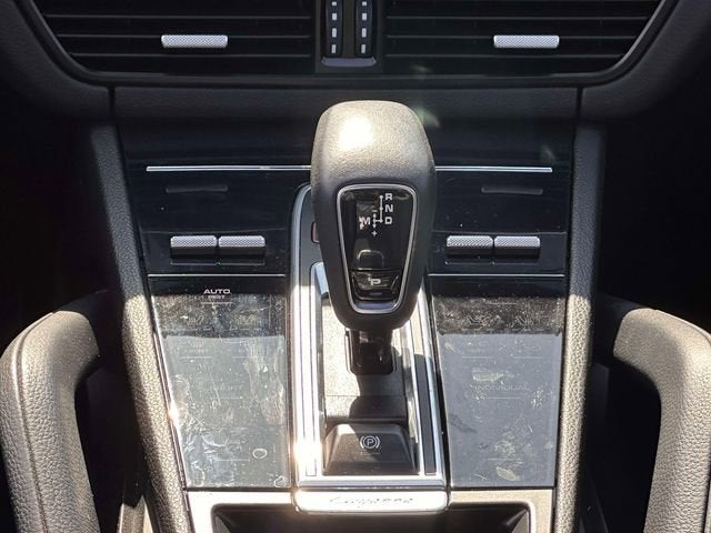 2022 Porsche Cayenne E-Hybrid