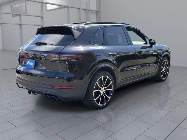 2022 Porsche Cayenne E-Hybrid