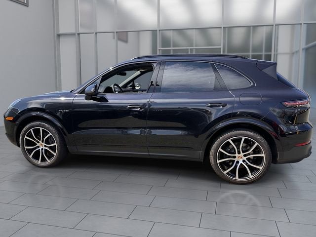 2022 Porsche Cayenne E-Hybrid