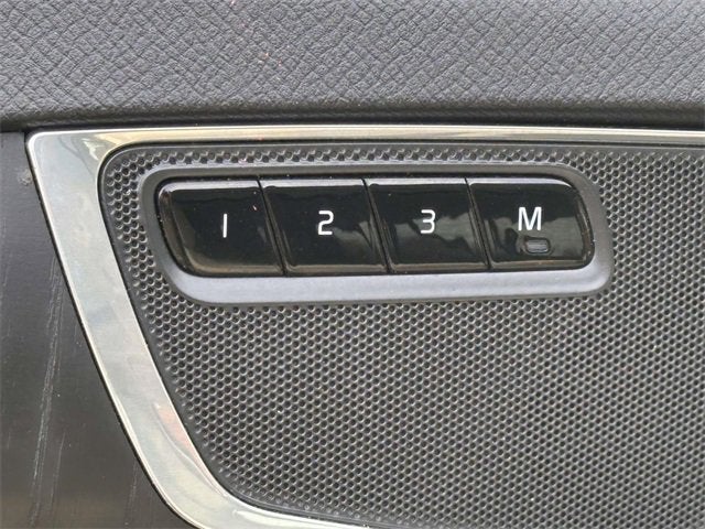 2020 Volvo XC90 Momentum