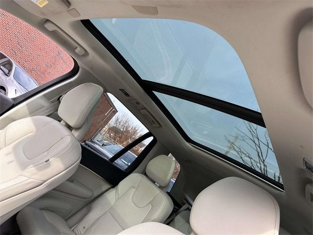 2020 Volvo XC90 Momentum